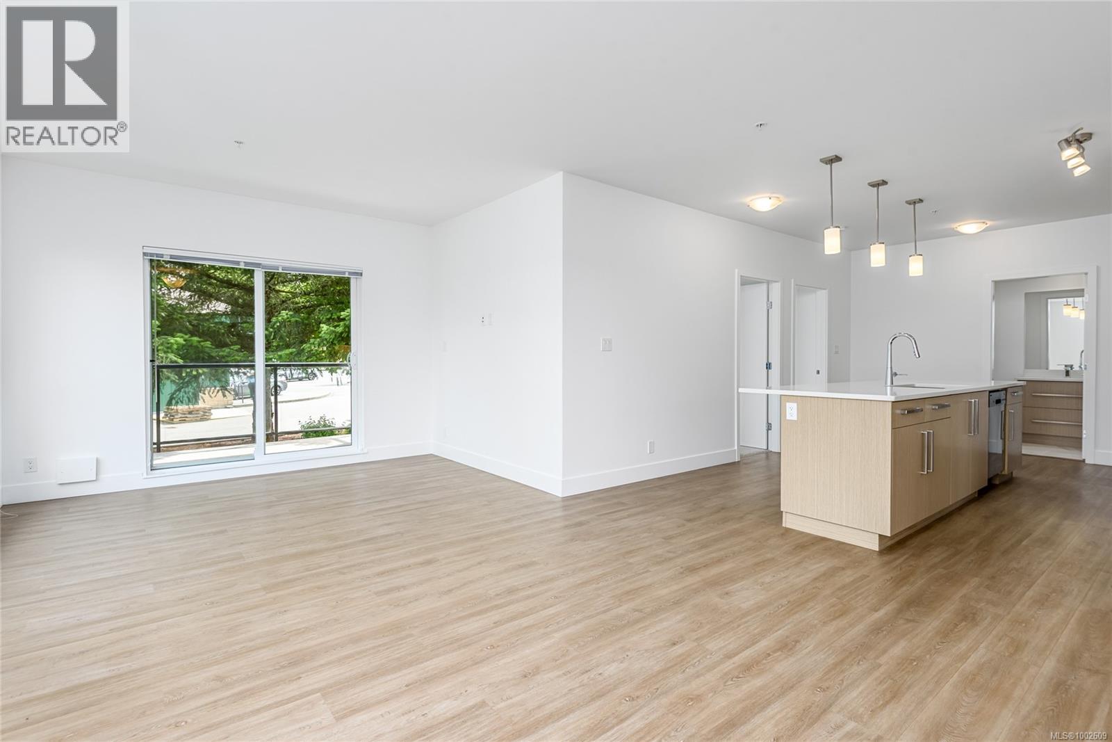 207 3070 Kilpatrick Ave, Courtenay, British Columbia  V9N 0G7 - Photo 7 - 1002609