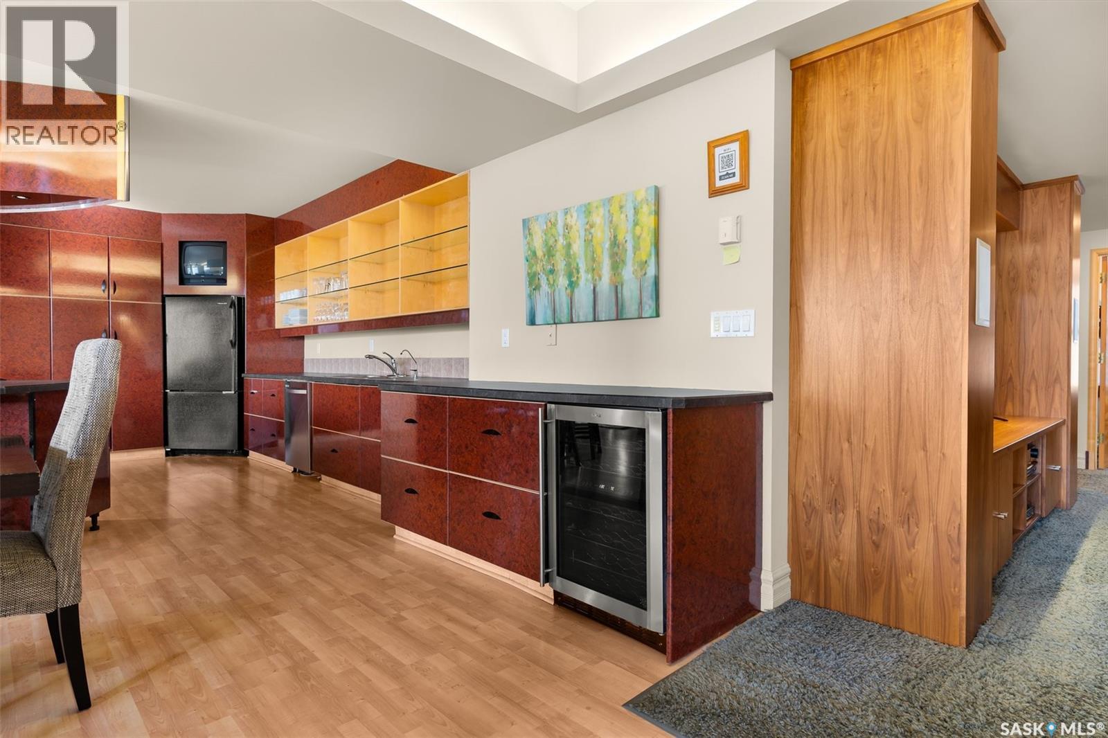 300 1821 Scarth Street, Regina, Saskatchewan  S4P 2G9 - Photo 3 - SK008512