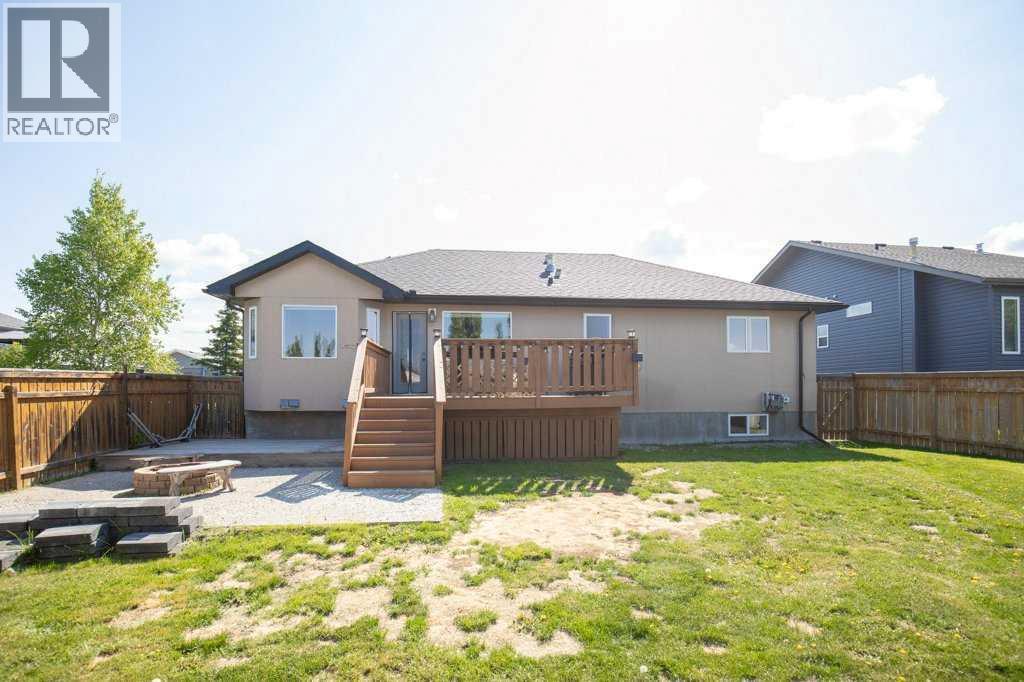 431 Carriage Lane Crossing, Carstairs, Alberta  T0M 0N0 - Photo 4 - A2265667
