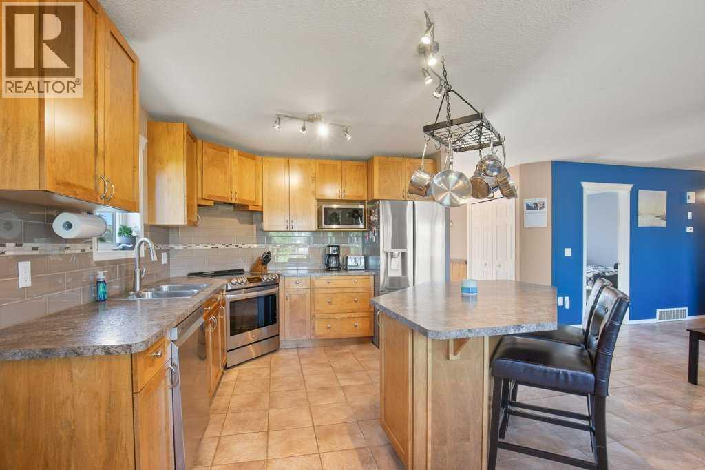 431 Carriage Lane Crossing, Carstairs, Alberta  T0M 0N0 - Photo 19 - A2265667