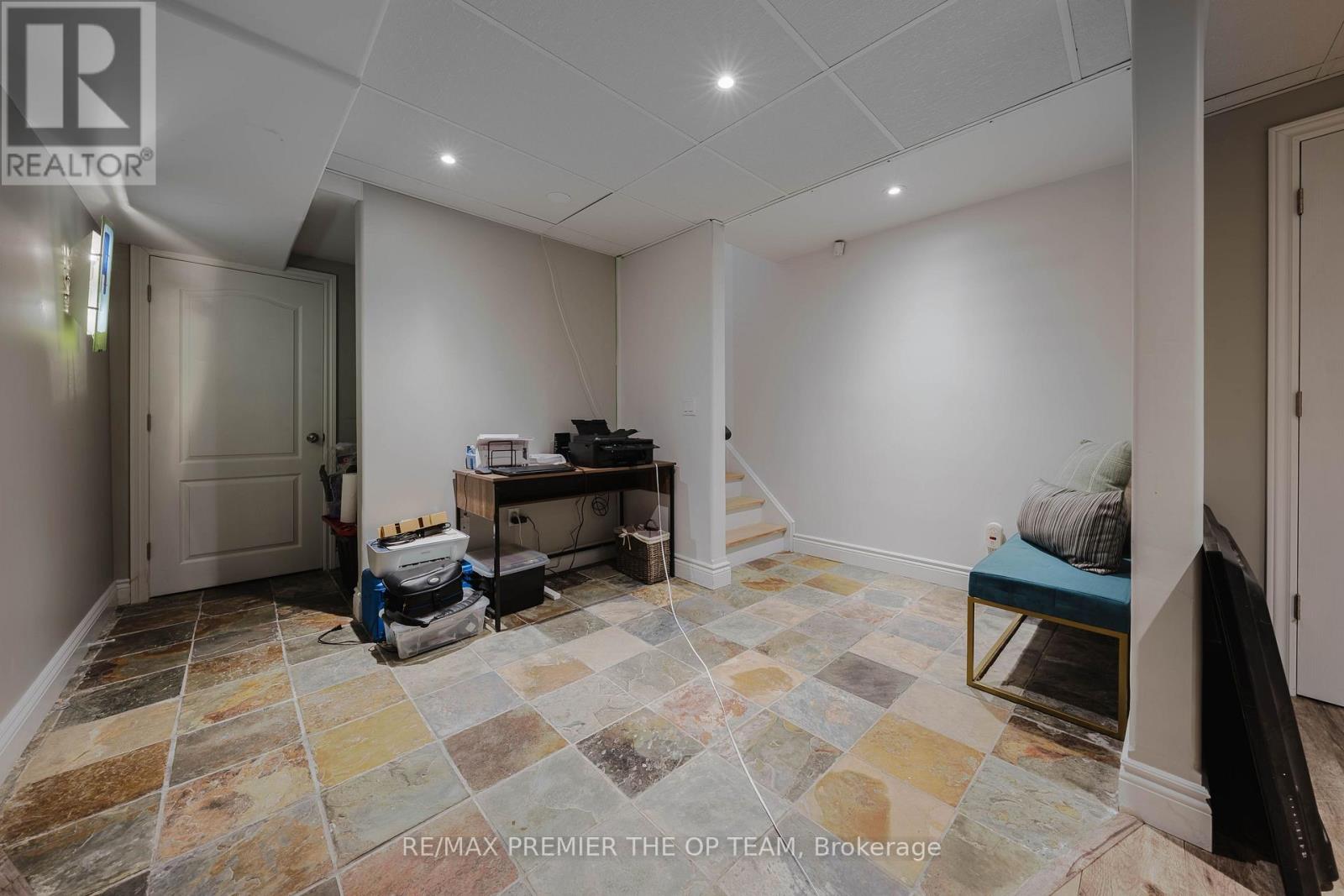 1856 Innisbrook Street, Innisfil, Ontario  L9S 5A3 - Photo 9 - N12507812