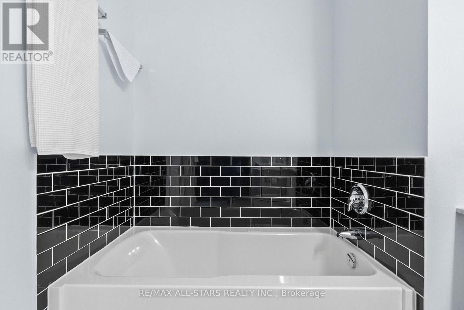 316 - 22 James Hill Court, Uxbridge, Ontario  L9P 1Y6 - Photo 20 - N12507912