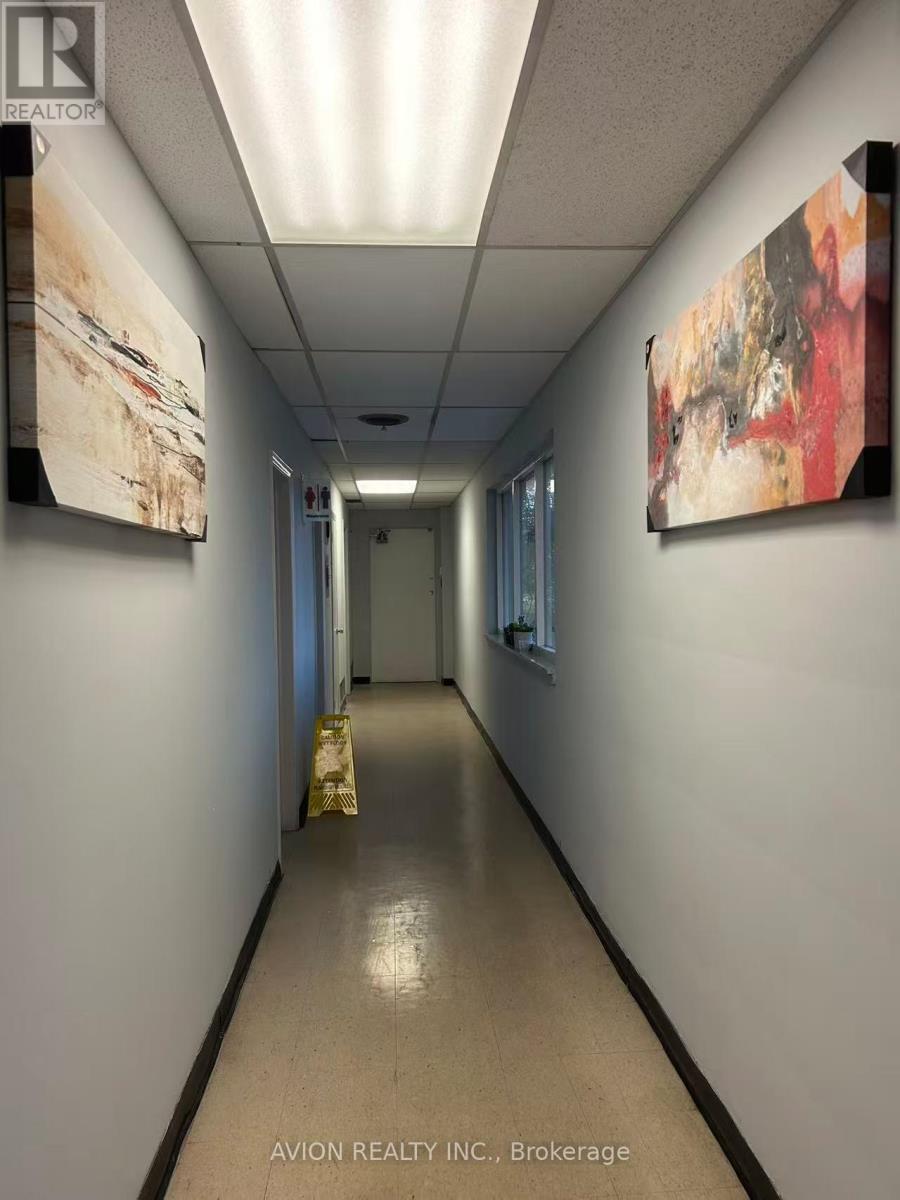 2b - 7027 Yonge Street, Markham, Ontario  L3T 2A5 - Photo 4 - N12507920