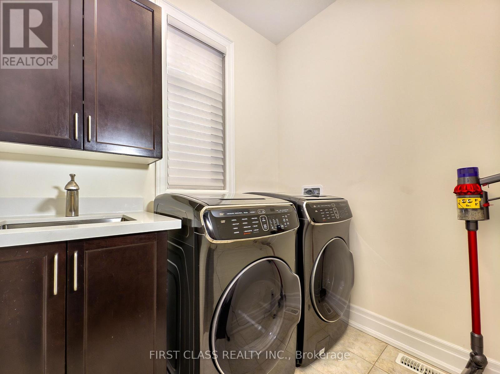 21 Rhine River Street, Richmond Hill, Ontario  L4E 1E3 - Photo 28 - N12507970