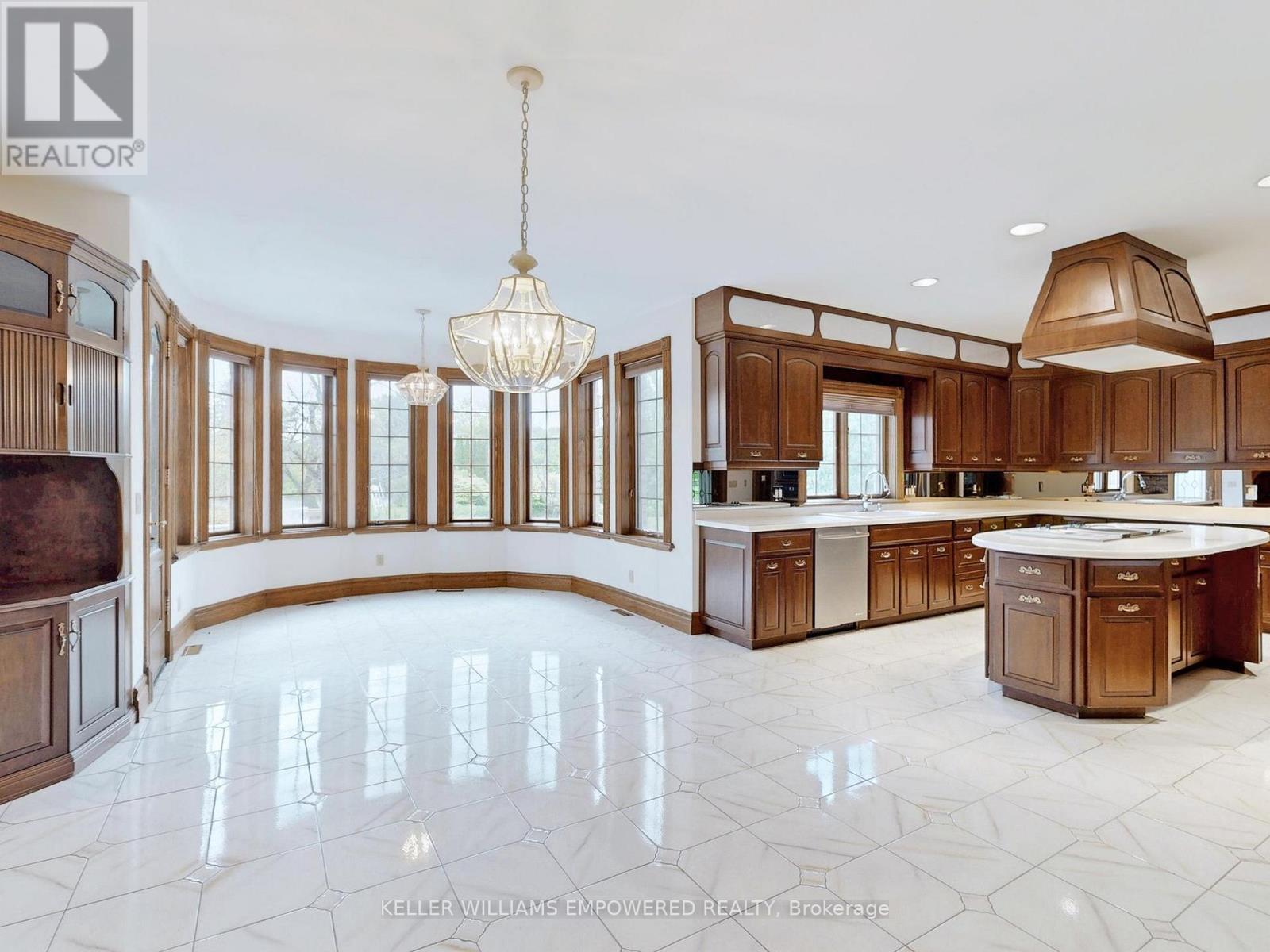 25 Quail Run Boulevard, Vaughan, Ontario  L6A 1E9 - Photo 12 - N12507990