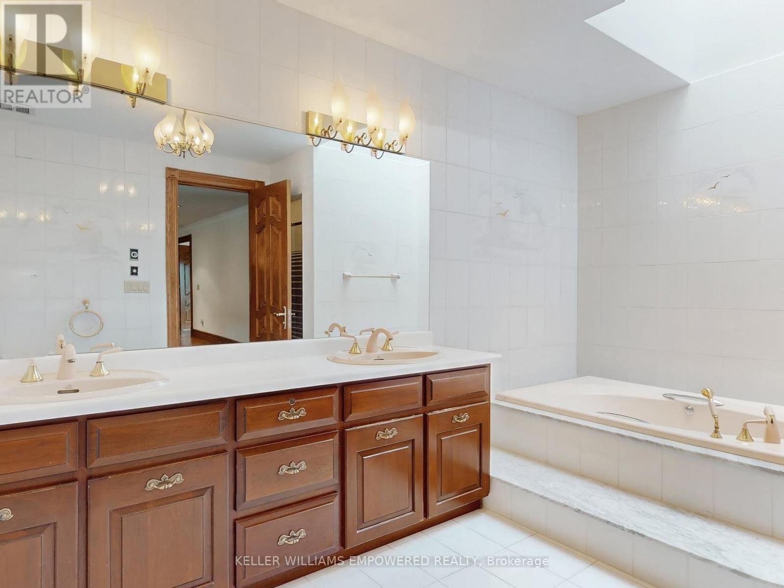 25 Quail Run Boulevard, Vaughan, Ontario  L6A 1E9 - Photo 37 - N12507990