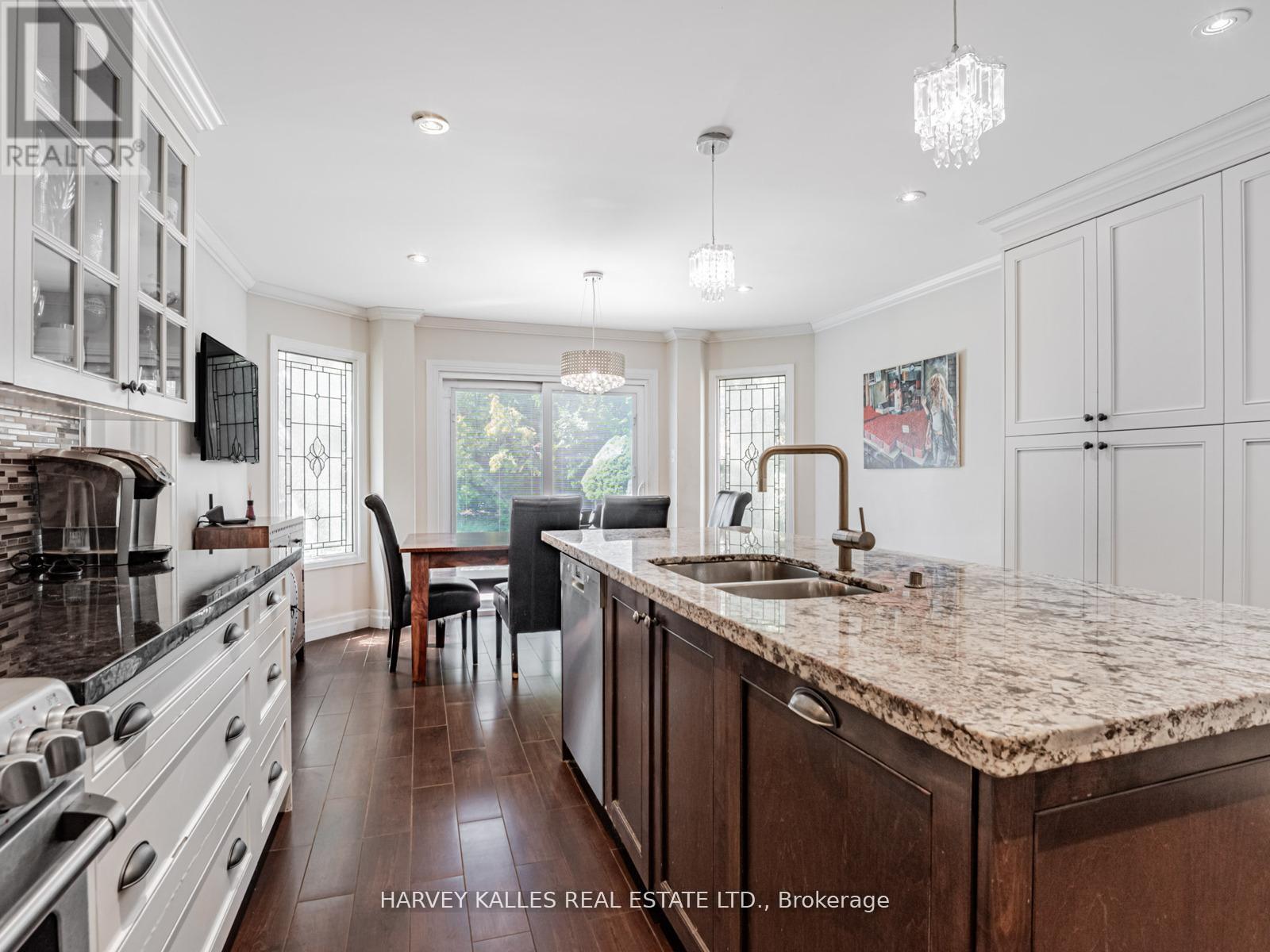 85 Franmore Circle, Vaughan, Ontario  L4J 3B9 - Photo 17 - N12508012