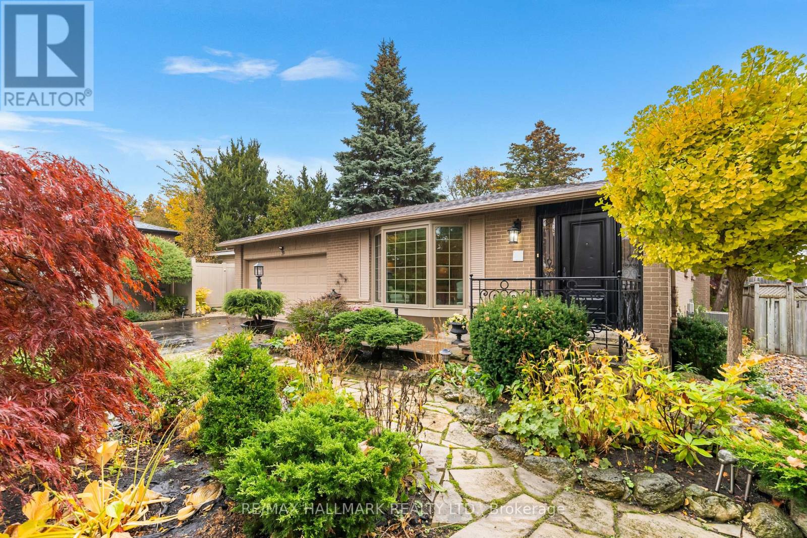 39 Fleance Drive, Markham, Ontario  L3T 3J8 - Photo 4 - N12508042