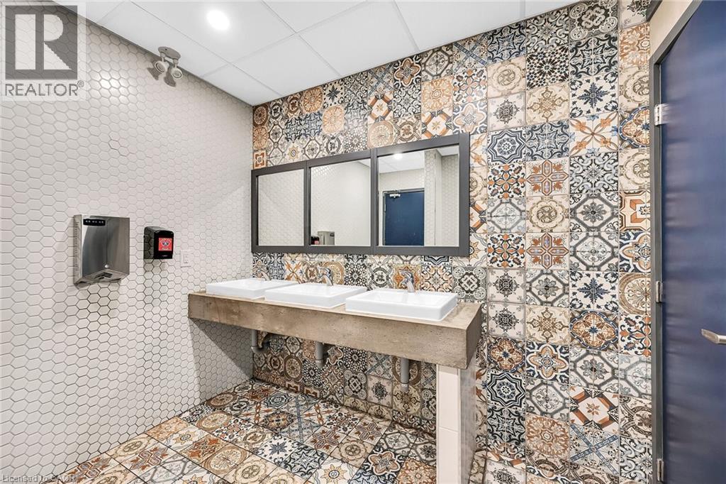 737 Barton Street E, Hamilton, Ontario  L8L 3A9 - Photo 24 - 40769483