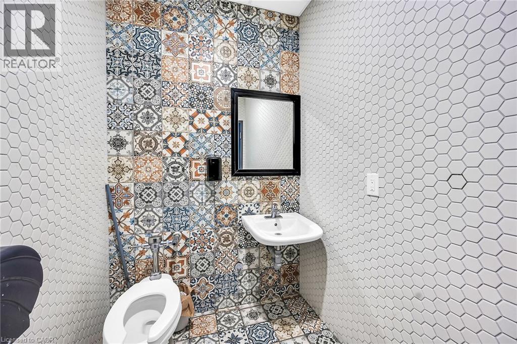 737 Barton Street E, Hamilton, Ontario  L8L 3A9 - Photo 27 - 40769483