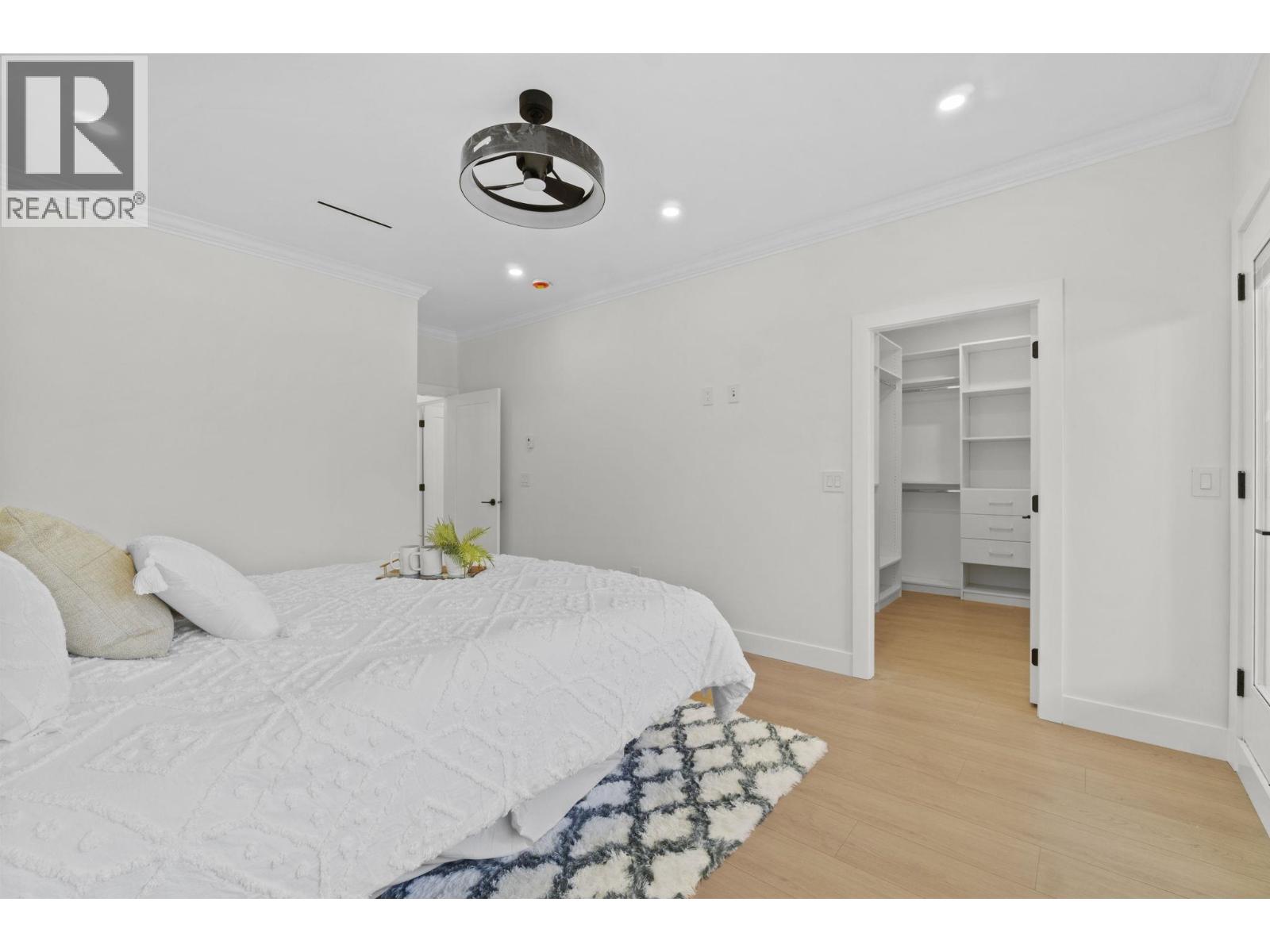 8073 18th Avenue, Burnaby, British Columbia  V3N 1J9 - Photo 10 - R3063906