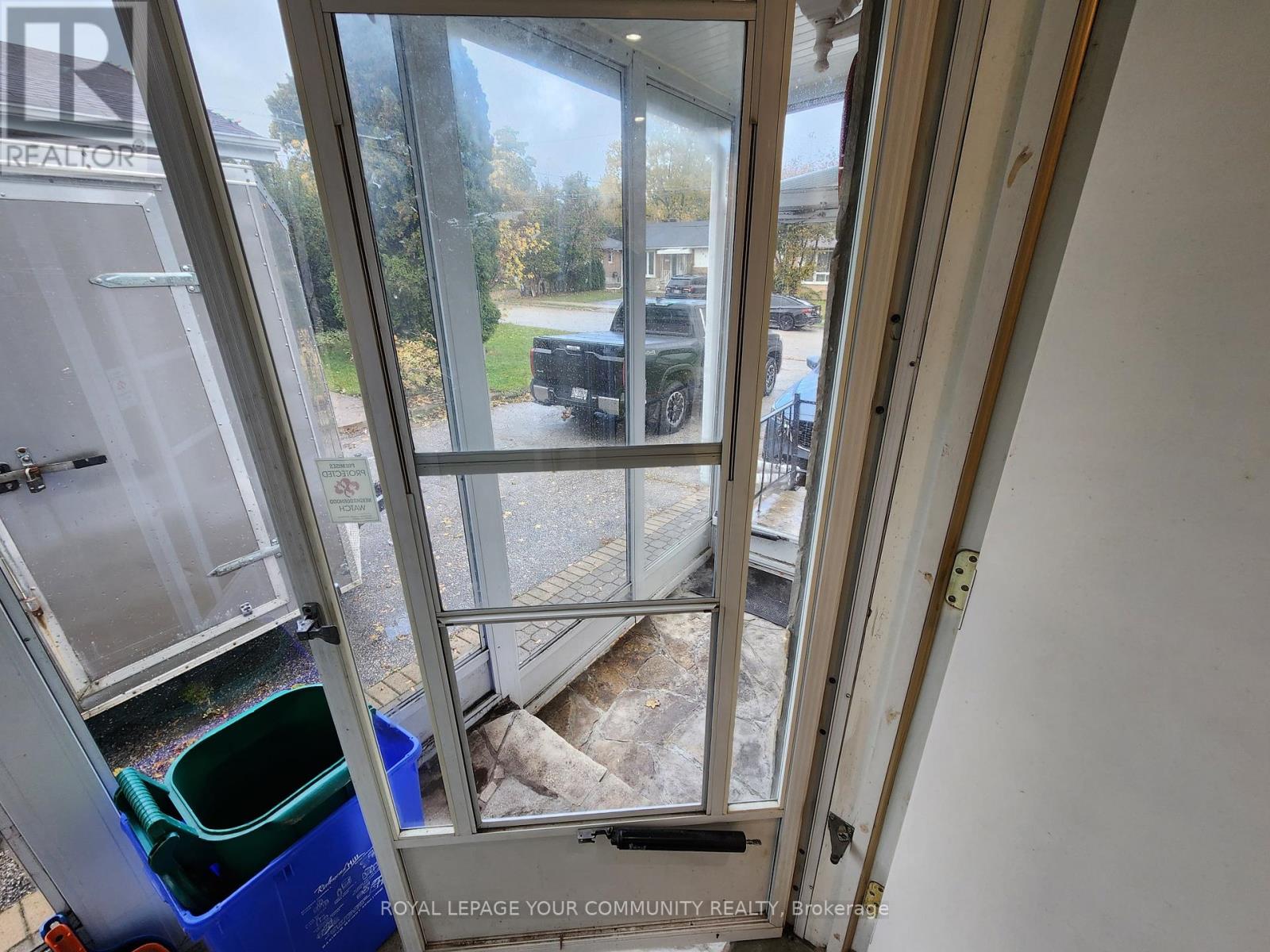 394 Paliser Crescent N, Richmond Hill, Ontario  L4C 1R6 - Photo 11 - N12423103