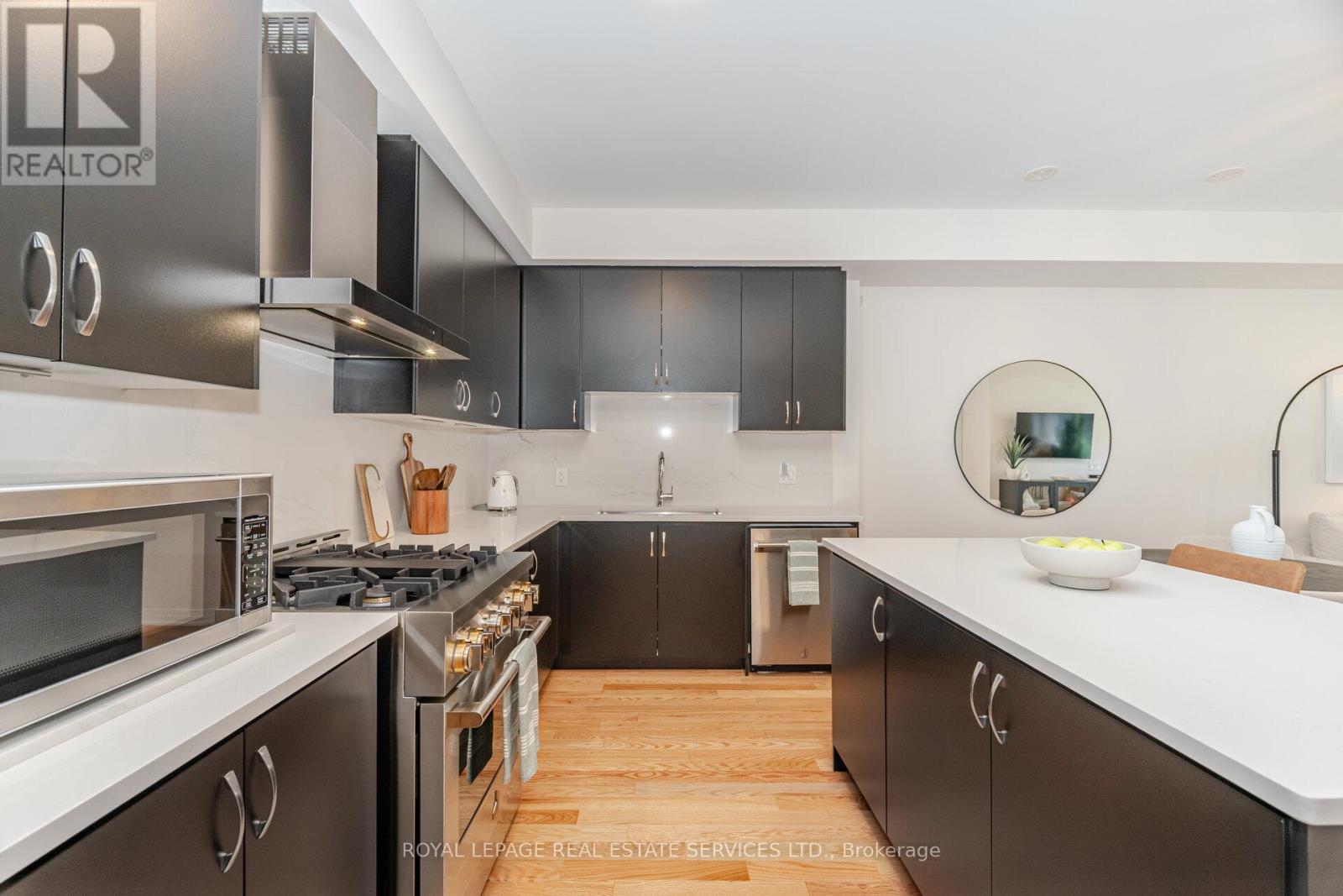 2 - 40 Baynes Way, Bradford West Gwillimbury (Bradford), Ontario L3Z 4M4 - Photo 18 - N12507880