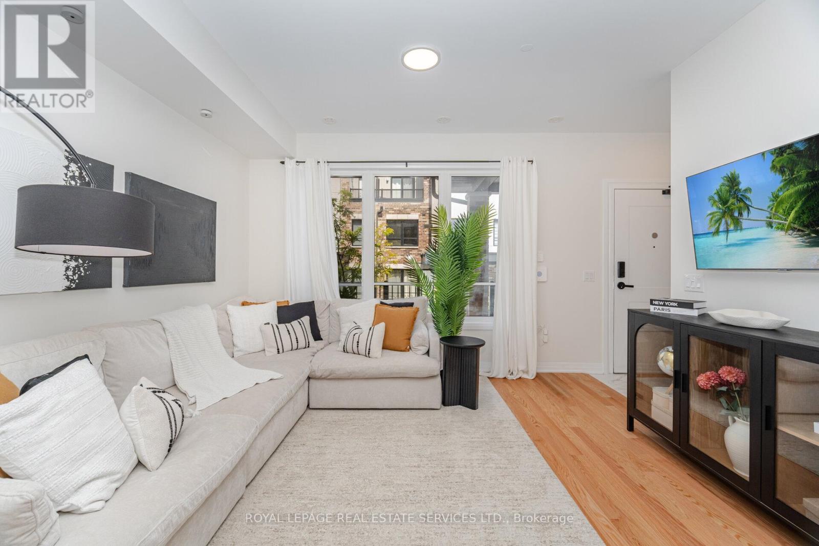 2 - 40 Baynes Way, Bradford West Gwillimbury (Bradford), Ontario L3Z 4M4 - Photo 8 - N12507880