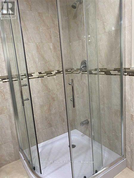 3866 Thomas Street, Mississauga, Ontario L5M 7B1 - Photo 17 - W12500570