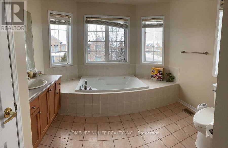 3866 Thomas Street, Mississauga, Ontario L5M 7B1 - Photo 24 - W12500570