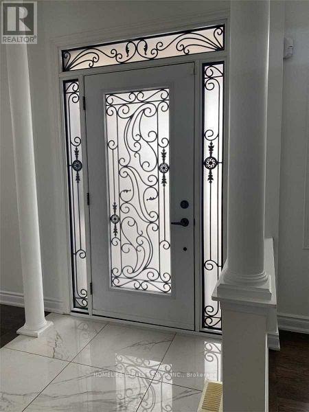 3866 Thomas Street, Mississauga, Ontario L5M 7B1 - Photo 3 - W12500570