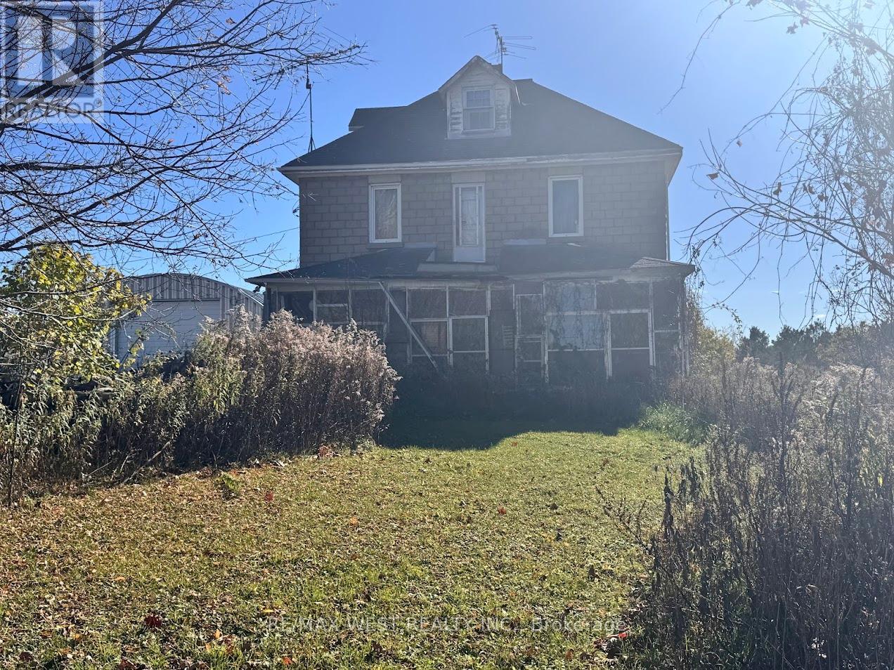 211 Queen Street W, Springwater, Ontario  L0L 1P0 - Photo 5 - S12507732