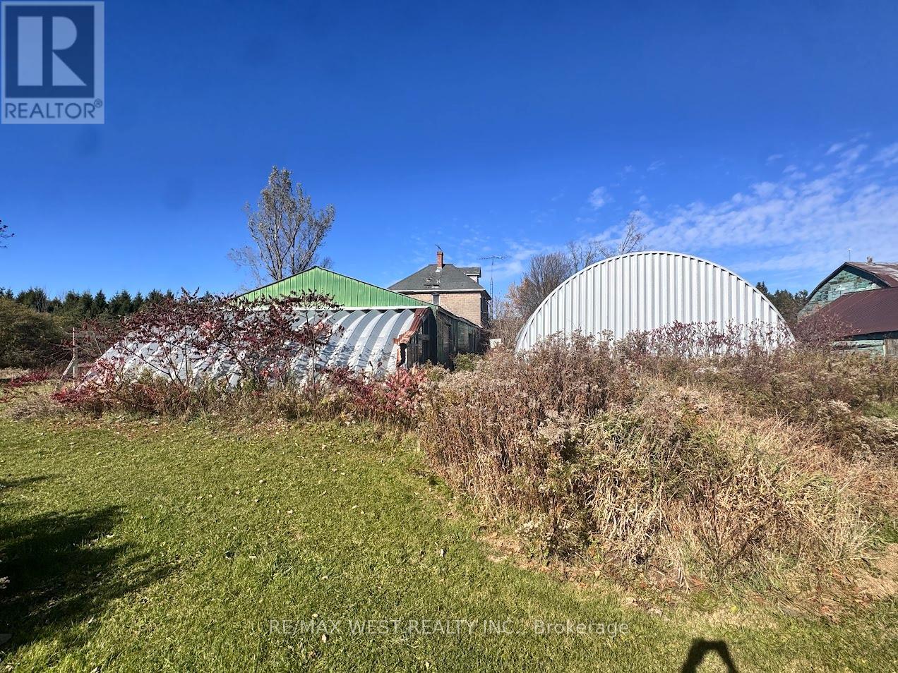 211 Queen Street W, Springwater, Ontario  L0L 1P0 - Photo 8 - S12507732