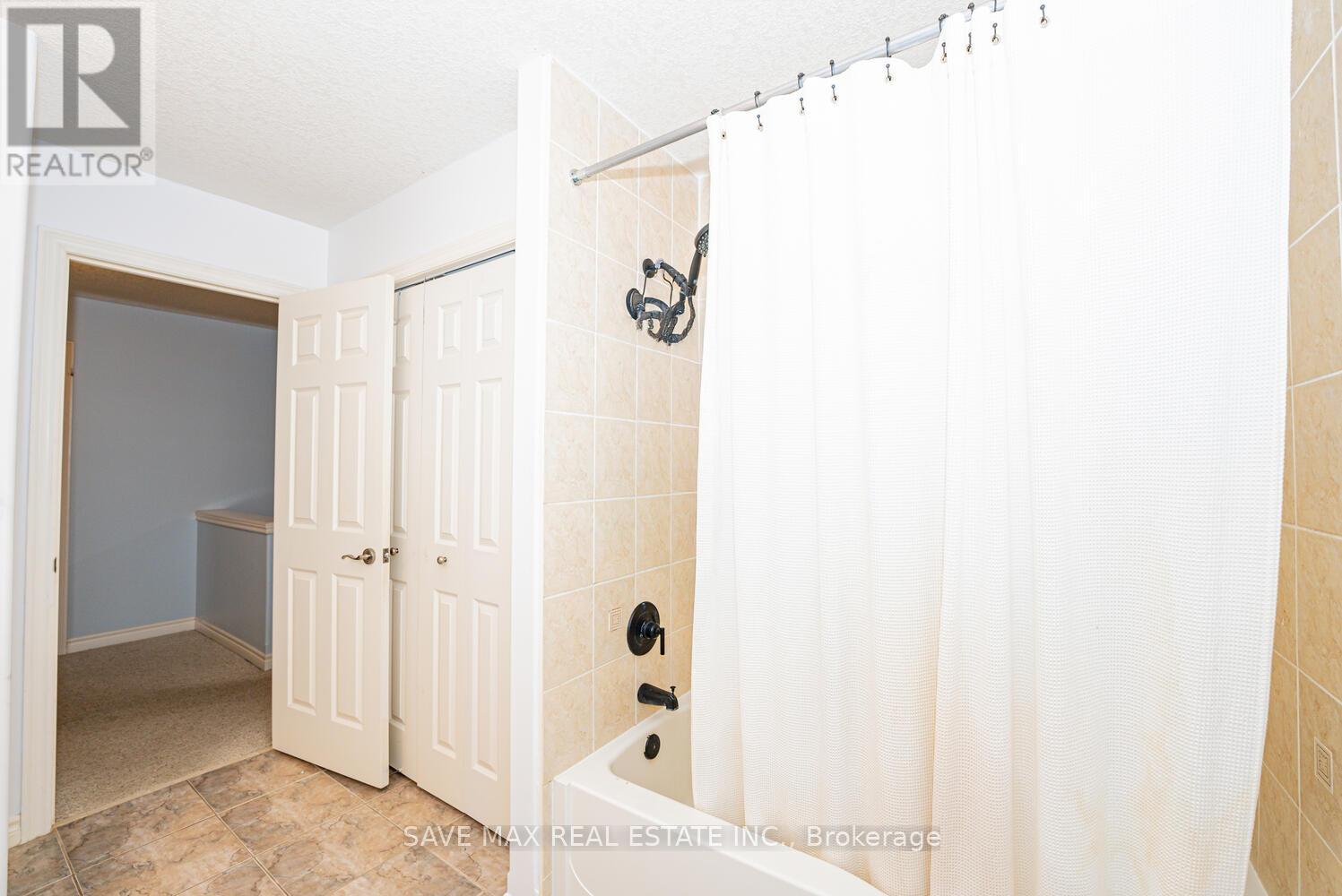77 Sovereign's Gate, Barrie, Ontario  L4N 0Y9 - Photo 24 - S12508014