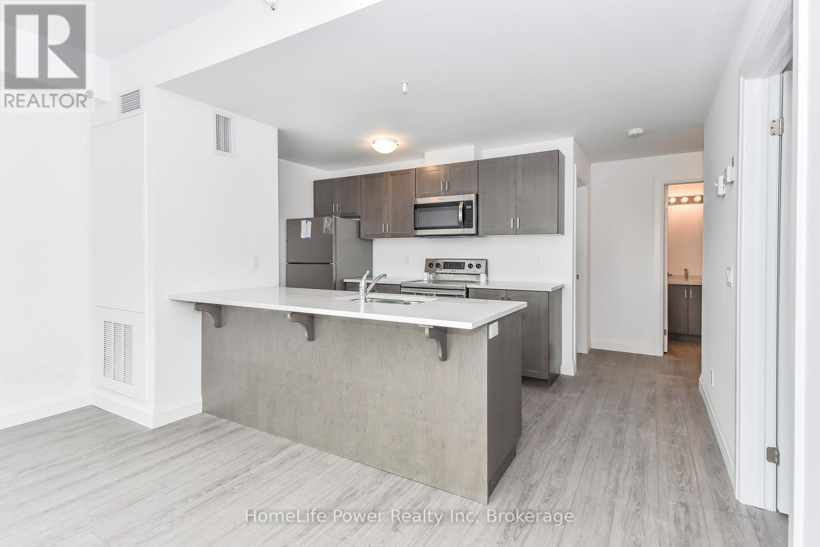 405 - 170 Northumberland Road W, North Dumfries, Ontario N0B 1E0 - Photo 3 - X12508104