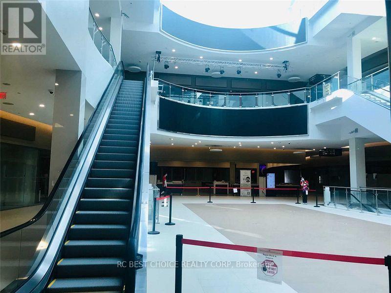 2bq1 - 9390 Woodbine Avenue, Markham, Ontario  L6C 0M5 - Photo 8 - N12416121