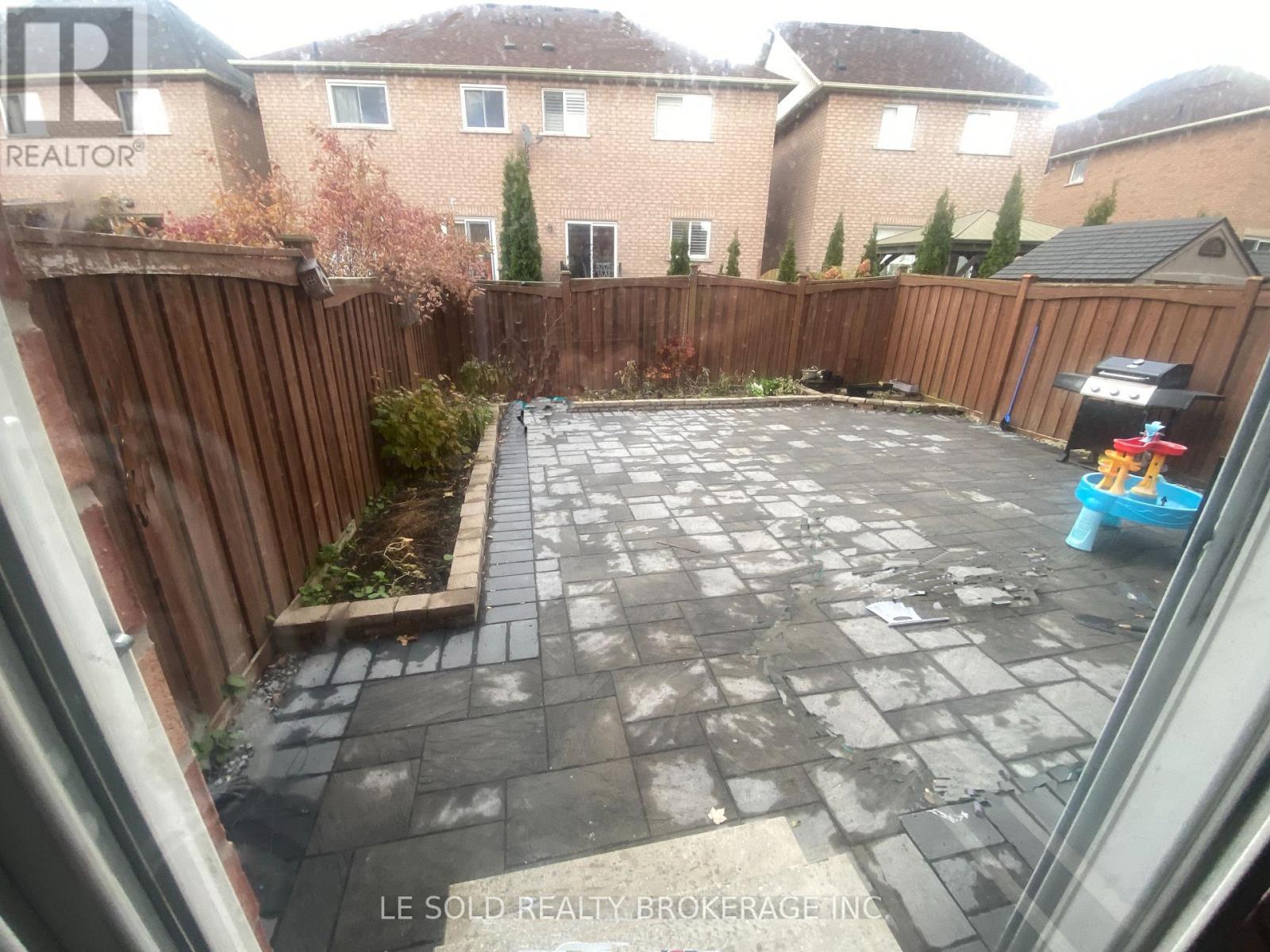 39 Aubergine Street, Richmond Hill, Ontario  L4E 5A7 - Photo 16 - N12506556