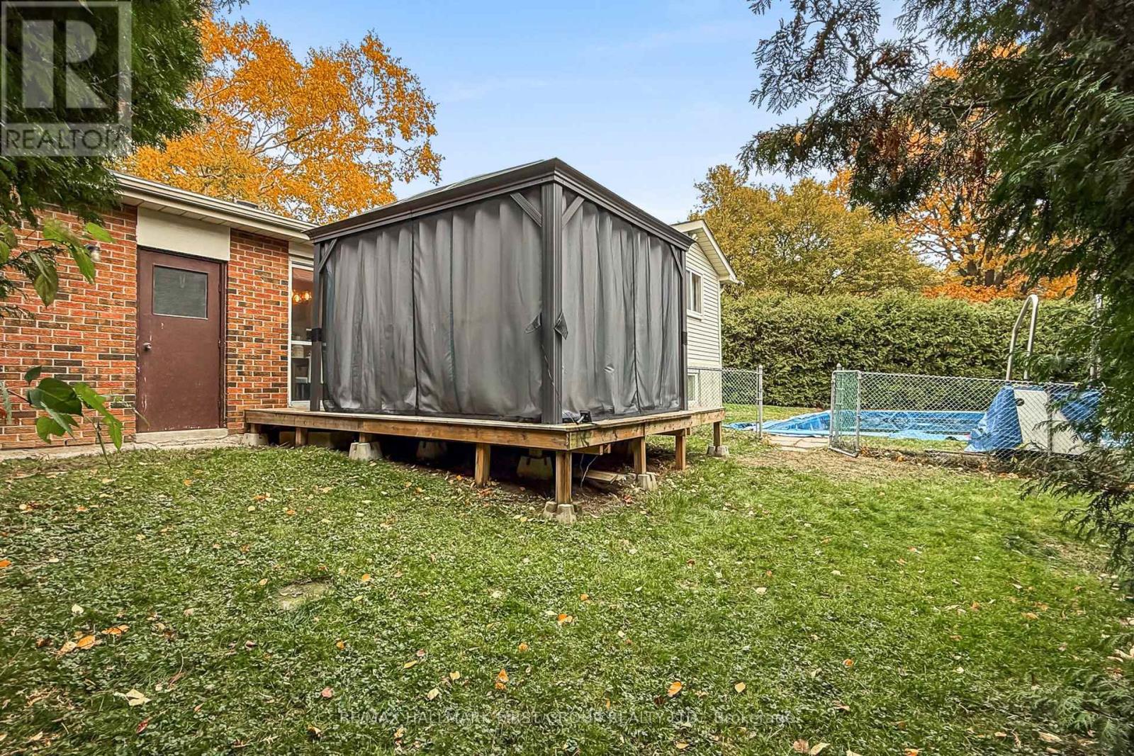 1059 Basswood Court, Oshawa, Ontario  L1H 2G9 - Photo 35 - E12502874