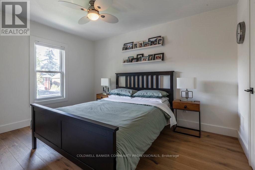 284 Houghton Avenue S, Hamilton, Ontario  L8K 2N3 - Photo 24 - X12501596