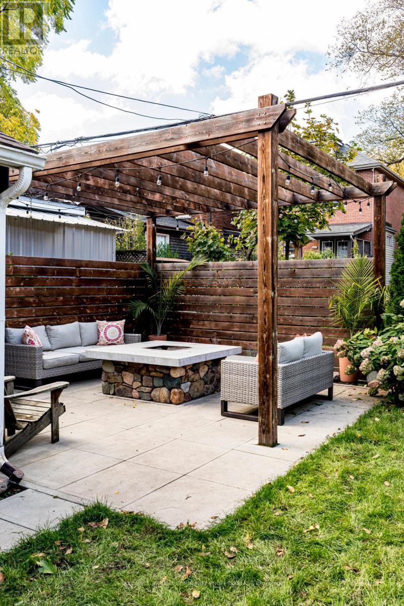 284 Houghton Avenue S, Hamilton, Ontario  L8K 2N3 - Photo 48 - X12501596