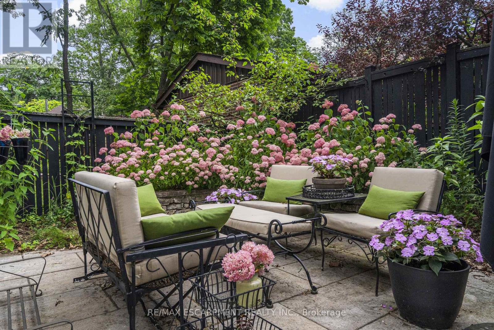 2 Oak Knoll Drive, Hamilton, Ontario  L8S 4C3 - Photo 40 - X12507062