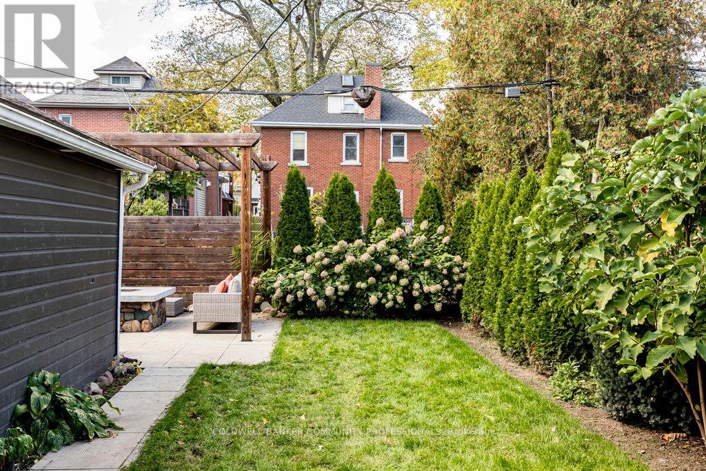 284 Houghton Avenue S, Hamilton, Ontario  L8K 2N3 - Photo 45 - X12501596