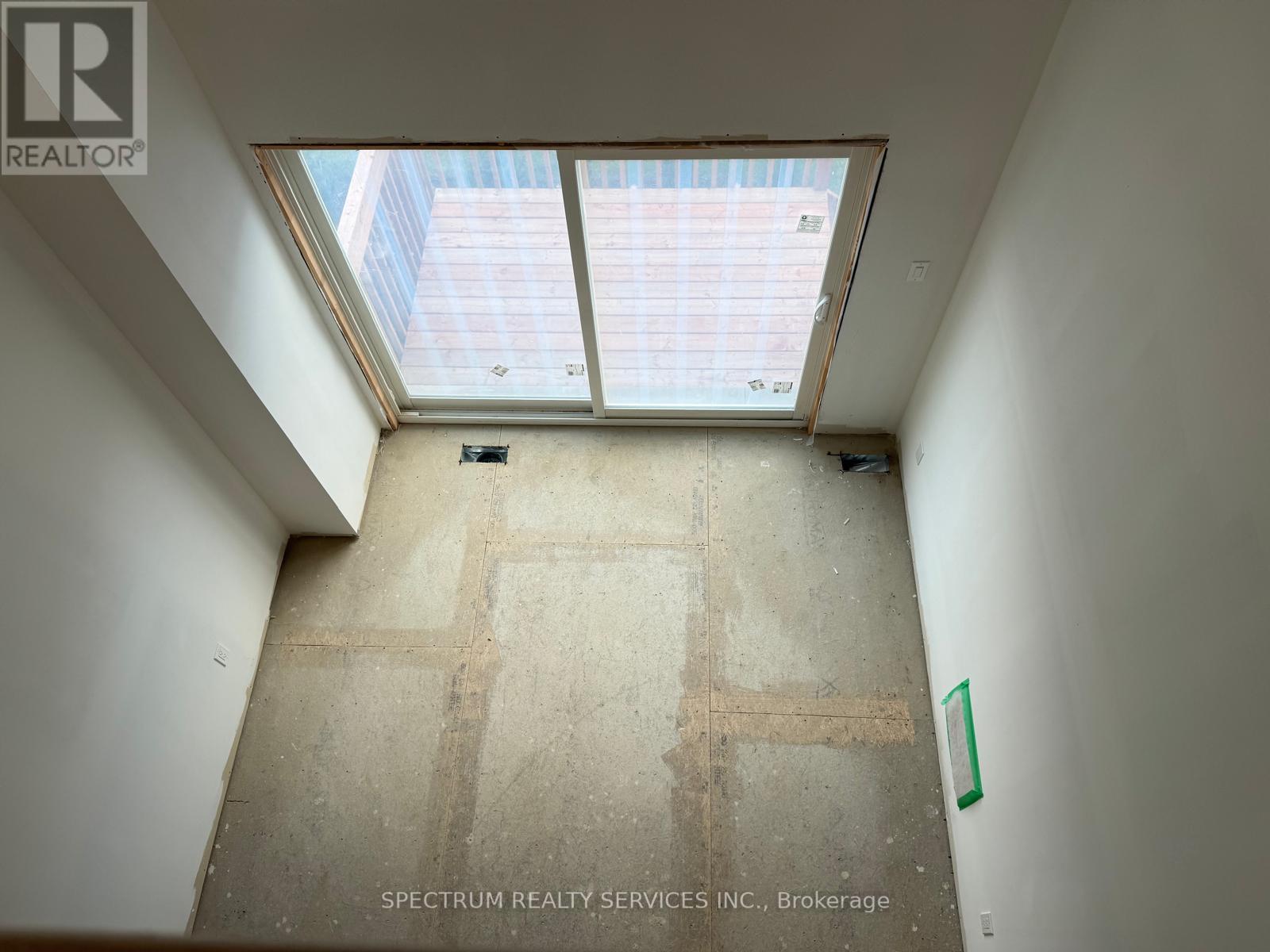 123 Muzzo Drive, Brampton, Ontario  L6R 3Y4 - Photo 6 - W12507742