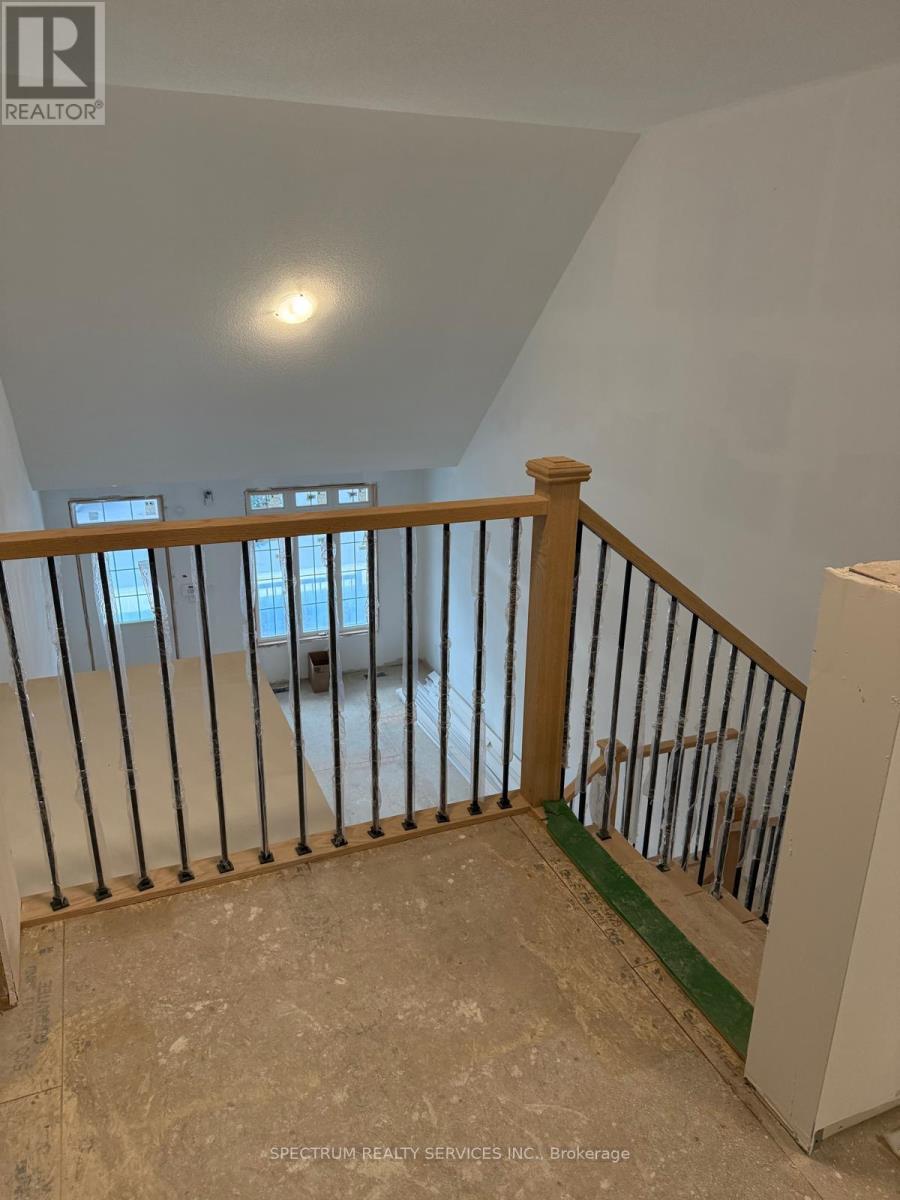 123 Muzzo Drive, Brampton, Ontario  L6R 3Y4 - Photo 8 - W12507742