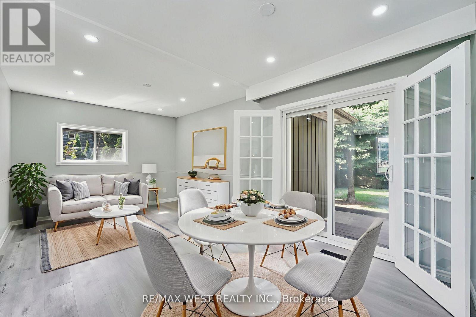 15 Lawrence Avenue, Orangeville, Ontario  L9W 1S5 - Photo 5 - W12507752