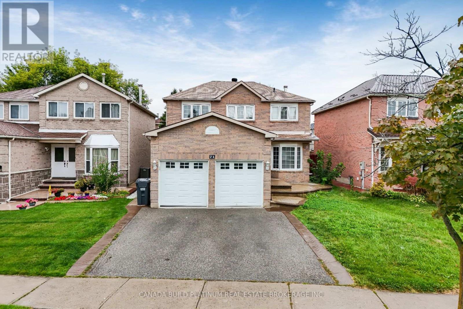71 RAVENSWOOD DRIVE, Brampton, Ontario