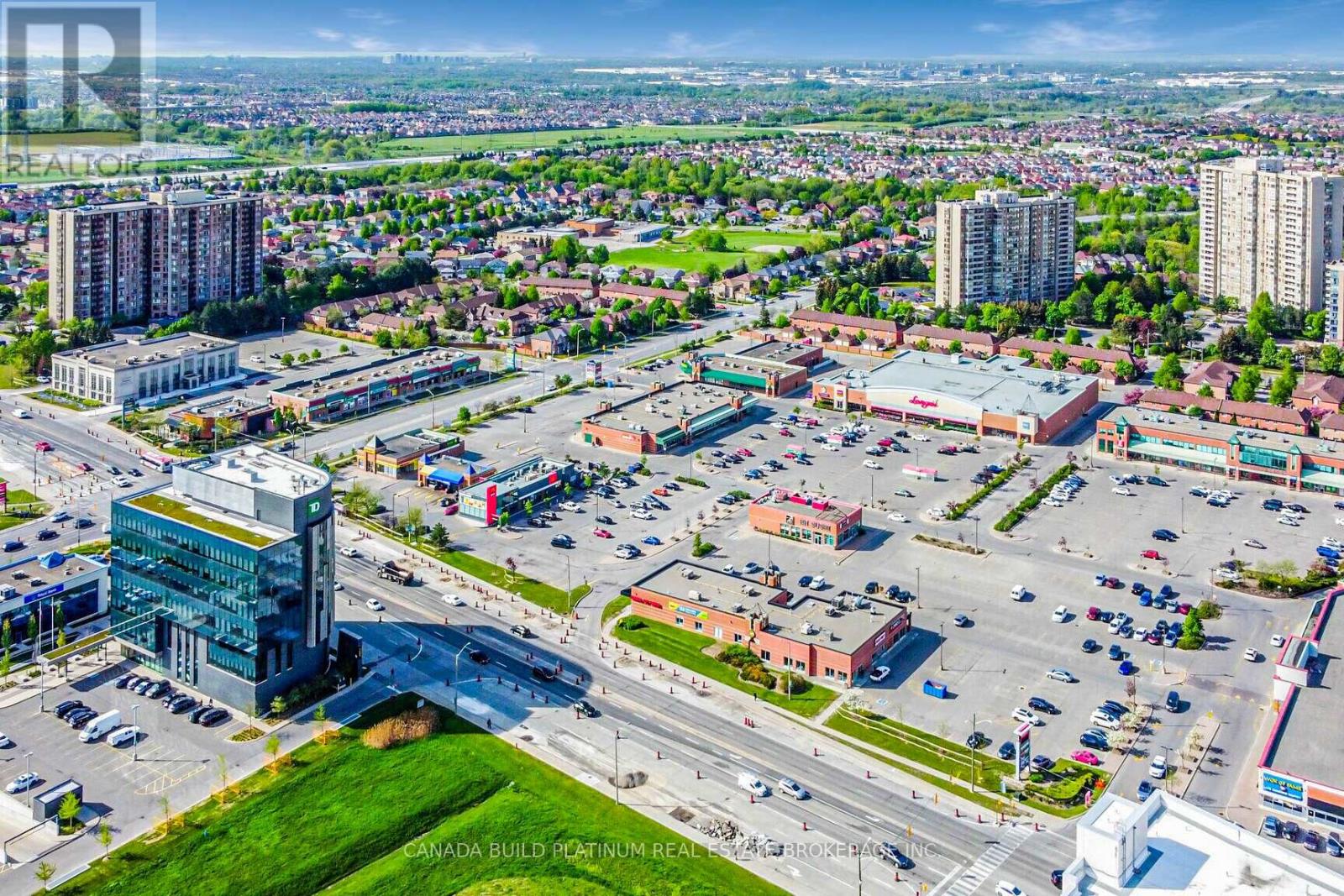 71 Ravenswood Drive, Brampton, Ontario  L6Y 4A1 - Photo 10 - W12507798