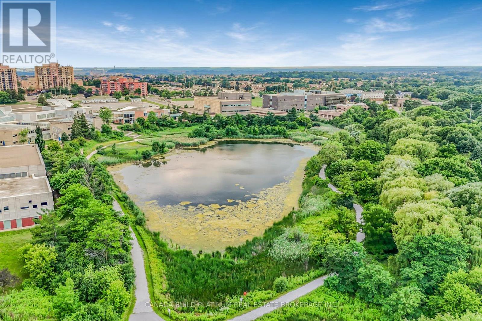 71 Ravenswood Drive, Brampton, Ontario  L6Y 4A1 - Photo 11 - W12507798