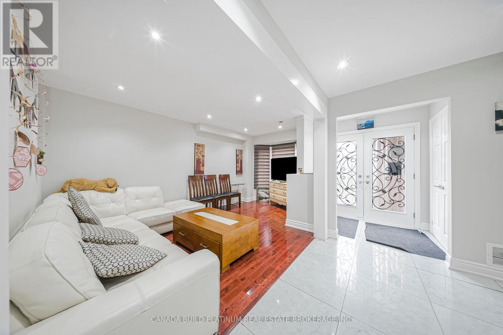 71 Ravenswood Drive, Brampton, Ontario  L6Y 4A1 - Photo 17 - W12507798