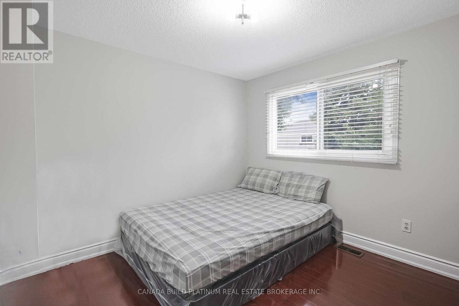 71 Ravenswood Drive, Brampton, Ontario  L6Y 4A1 - Photo 28 - W12507798