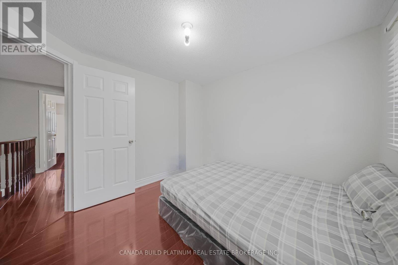 71 Ravenswood Drive, Brampton, Ontario  L6Y 4A1 - Photo 29 - W12507798