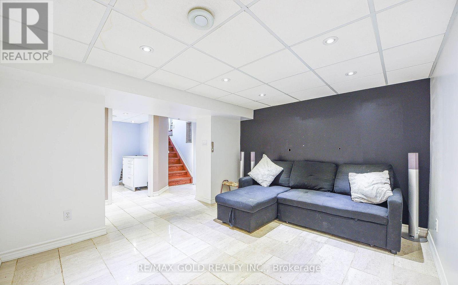 13 Foster Road, Mississauga, Ontario  L4T 1C3 - Photo 26 - W12507850