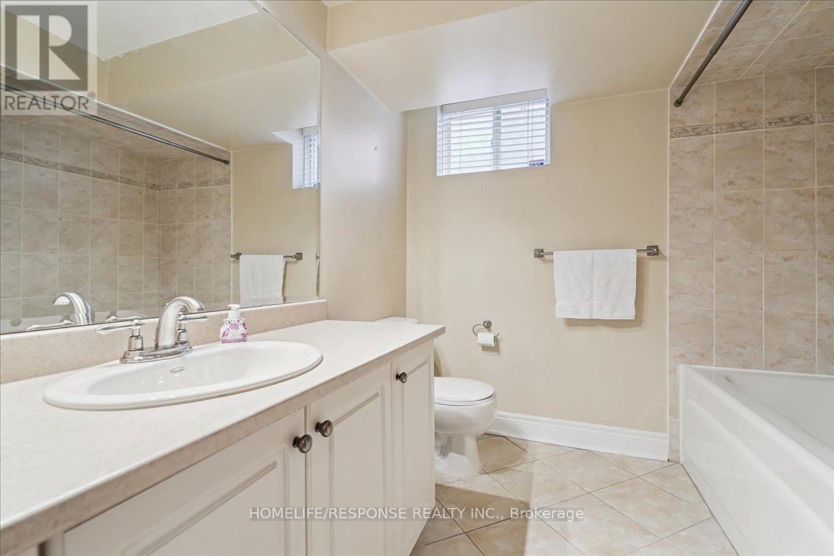 17 Mcnutt Street, Brampton, Ontario  L6Y 5L3 - Photo 28 - W12507892