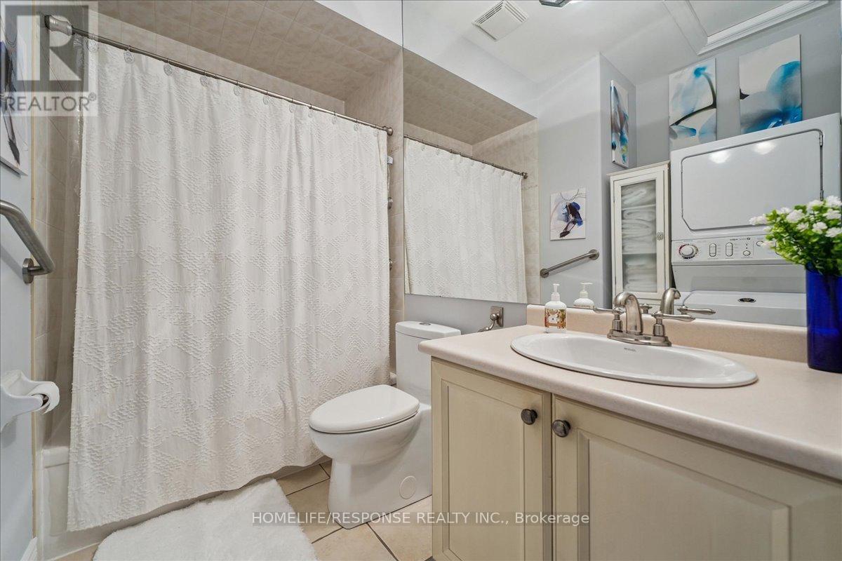 17 Mcnutt Street, Brampton, Ontario  L6Y 5L3 - Photo 9 - W12507892