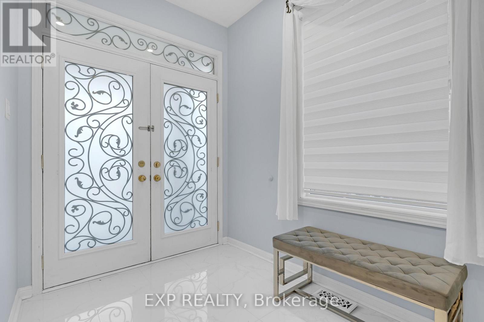 1400 Duval Drive S, Mississauga, Ontario  L5V 2W4 - Photo 3 - W12507910