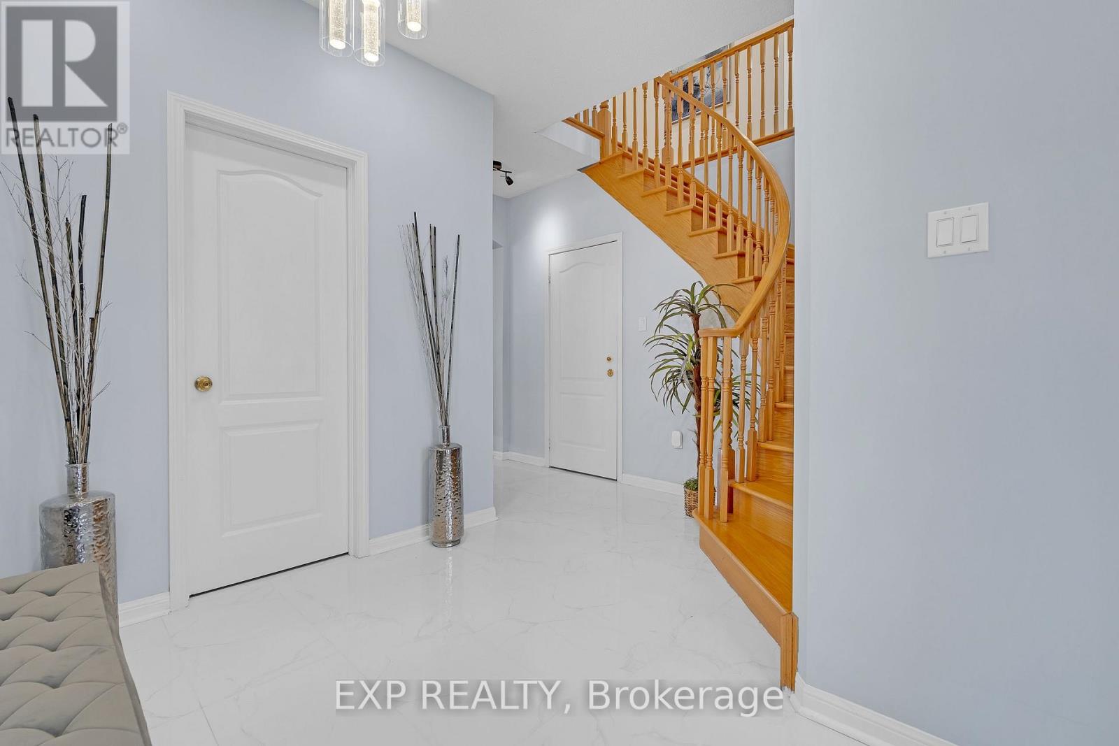 1400 Duval Drive S, Mississauga, Ontario  L5V 2W4 - Photo 4 - W12507910