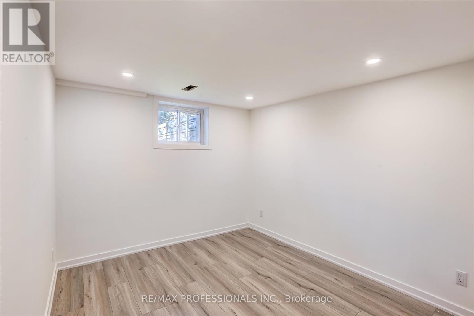 Bsmt - 24 Chryessa Avenue, Toronto (Rockcliffe-Smythe), Ontario  M6N 4T5 - Photo 4 - W12507926