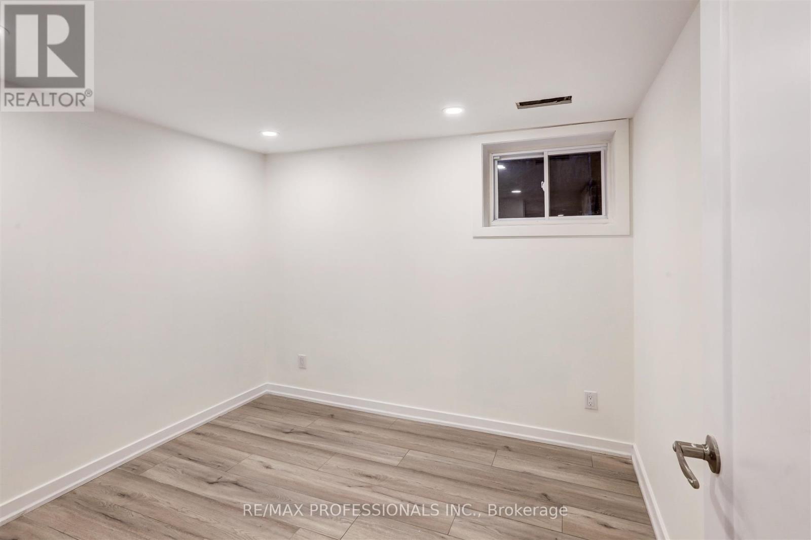 Bsmt - 24 Chryessa Avenue, Toronto (Rockcliffe-Smythe), Ontario  M6N 4T5 - Photo 5 - W12507926