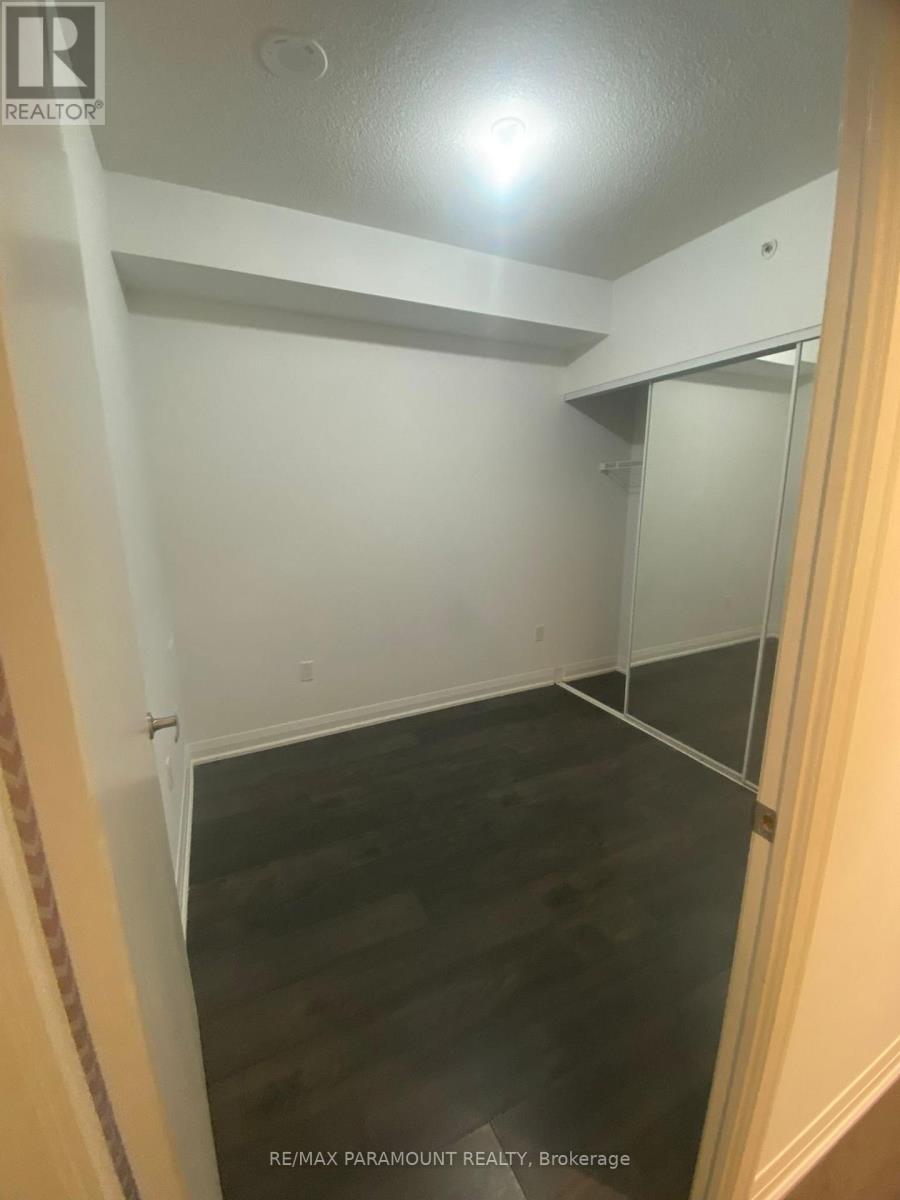 714 - 10 Gibbs Road, Toronto, Ontario  M9B 0E2 - Photo 5 - W12507944