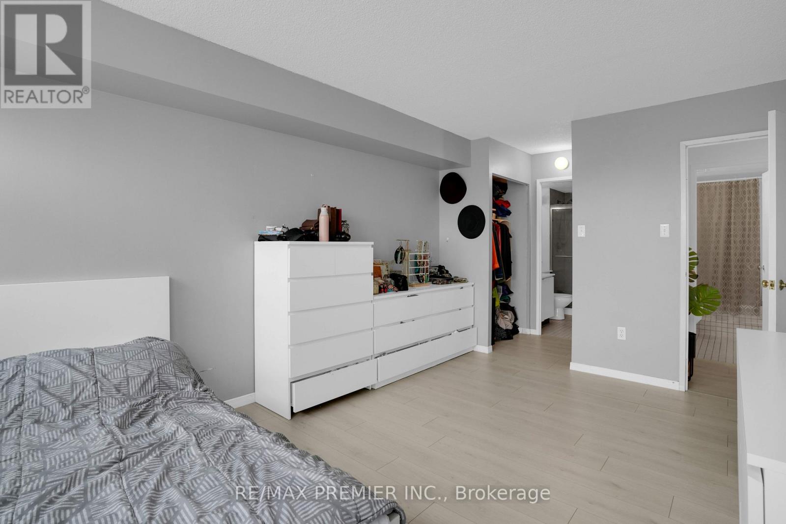 505 - 8 Lisa Street, Brampton, Ontario  L6T 4S6 - Photo 15 - W12507950